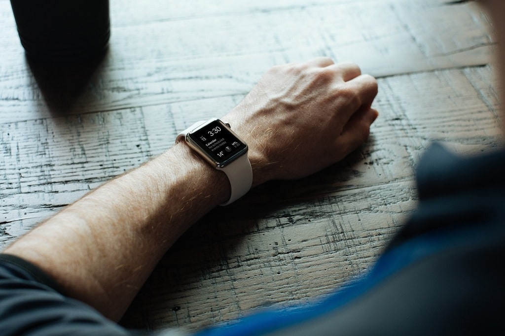 Montre de luxe ou montre connectée : que choisir ?